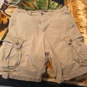 American Eagle cargo shorts